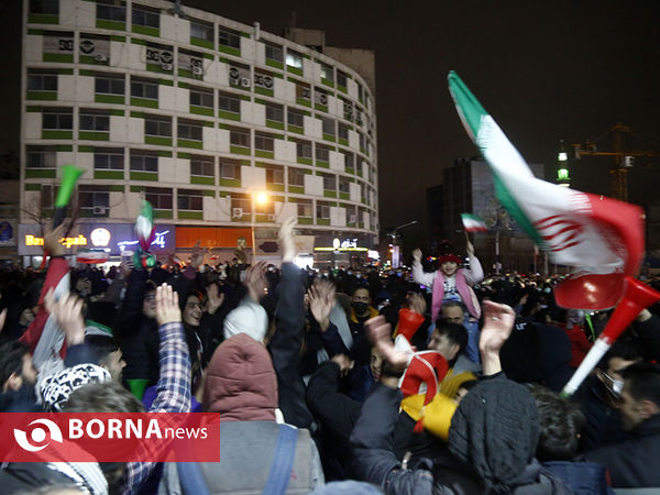 شادی مردم پس از راهیابی تیم فوتبال ایران به جام جهانی
