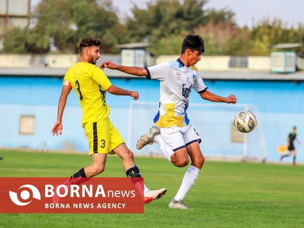 دیدار تیم های فوتبال بامداد  اراک- بصیر اهواز