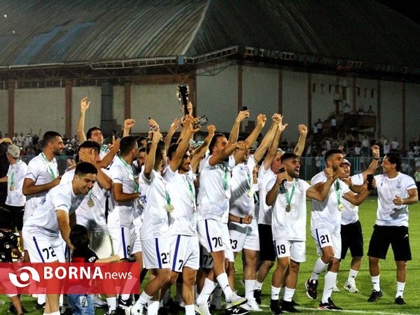 دیدار تیم های فوتبال ملوان بندرانزلی _ ویستا توربین تهران