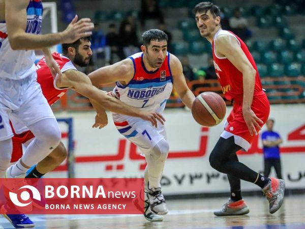 دیدار تیم های بسکتبال نبوغ - توفارقان