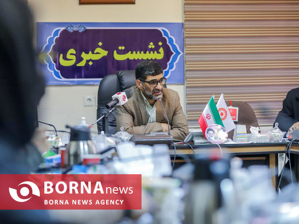 نشست خبری مدیر کل بهزیستی استان مرکزی با اصحاب رسانه