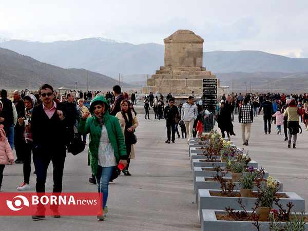 حال و هوای نوروز در مجموعه باستانی پاسارگاد