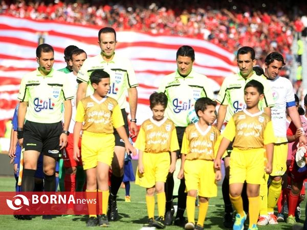 دیدار استقلال - پرسپولیس