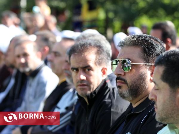 پیاده روی خانوادگی ایرانیان