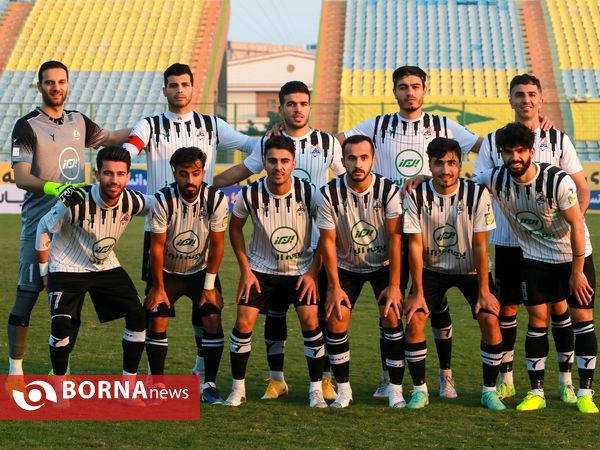 دیدار تیم های فوتبال صنعت نفت - نفت مسجدسلیمان
