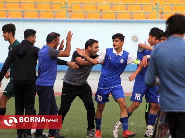 دیدار تیم‌های فوتبال نوجوانان استقلال - پرسپولیس