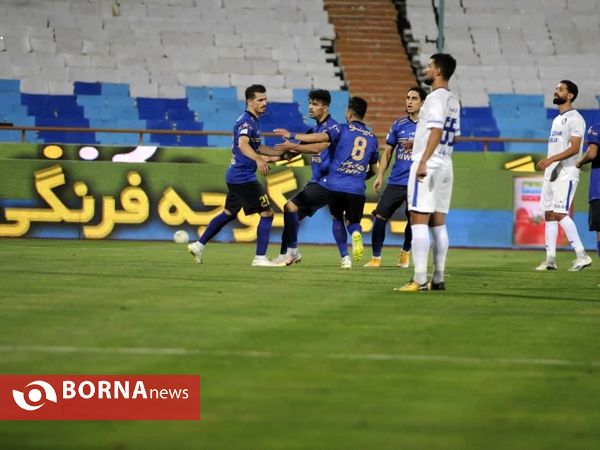 دیدار تیم های فوتبال استقلال- گل گهر سیرجان