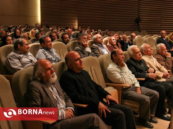 تجلیل از پاسداران فرهنگ مردم شیراز