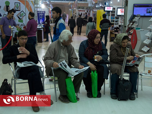 در حاشیه نمایشگاه مطبوعات