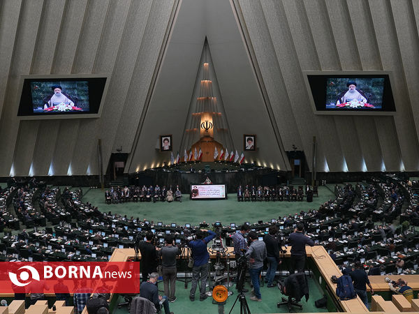 نشست مشترک مجلس و دولت با حضور روسای دو قوه
