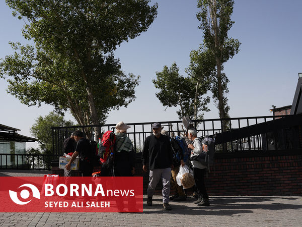 صعود بر بلندای تهران با پرچم سیدالشهدا