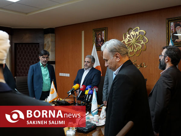 امضای تفاهم نامه همکاری مشترک سازمان اقتصادی کوثر و مرکز آمار ایران 
