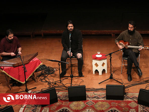 کنسرت گروه نواساز به خوانندگی پوریا اخواص