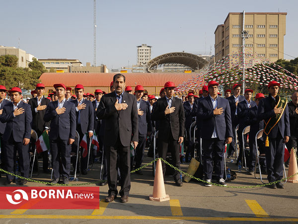 آغاز سال تحصیلی با حضور شهردار تهران