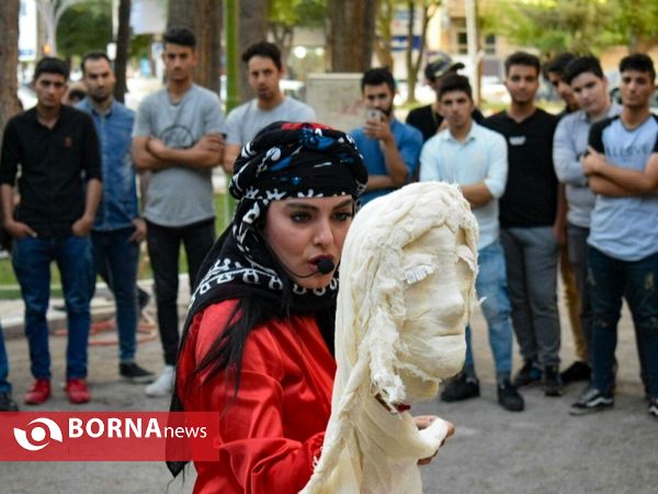 تئاتر خیابانی هفت بوو کله در کرمانشاه