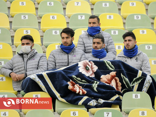 دیدار تیم های فوتبال پیکان - سایپا