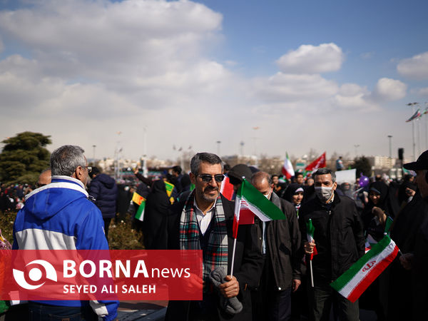 راهپیمایی ۲۲ بهمن - میدان آزادی تهران