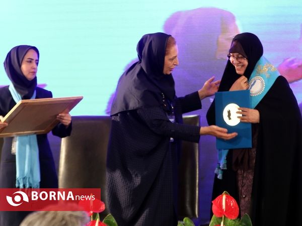 سومین آیین نکوداشت مادران نمونه شهر شیراز