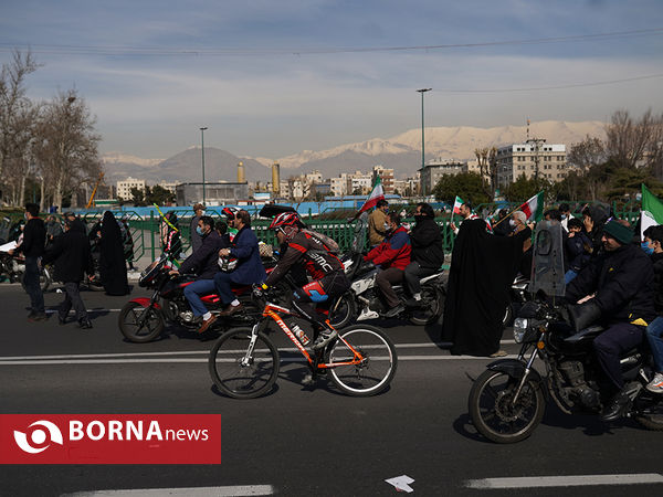 راهپیمایی روز ۲۲ بهمن - تهران ( ۴ )
