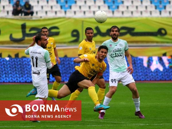 دیدار تیم های ذوب آهن - سپاهان 