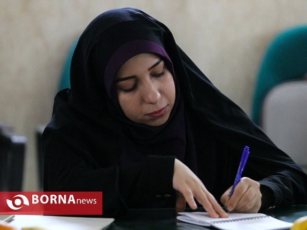 نشست خبری نماینده مردم اصفهان در مجلس با اصحاب رسانه