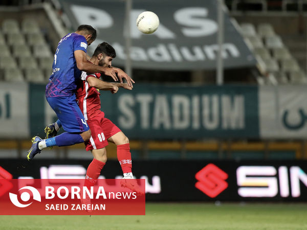 دیدار تیم های فوتبال هوادار - پرسپولیس