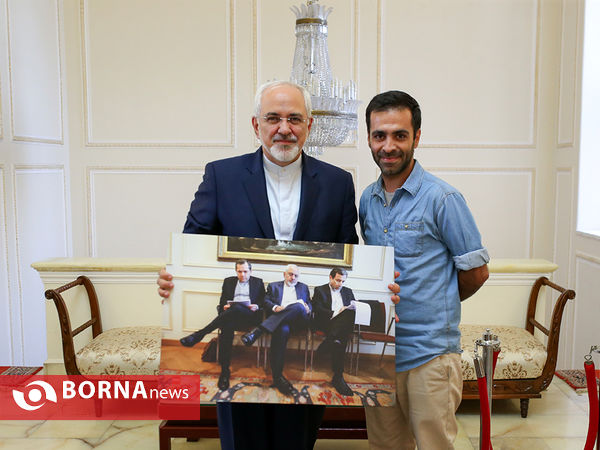 گفتگوی اختصاصی خبرگزاری برنا با دکتر ظریف - عکس : خبرگزاری برنا