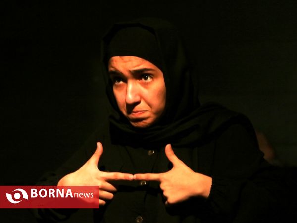 اجرای نمایش های کوتاه "مدل" و "کودک همسر"