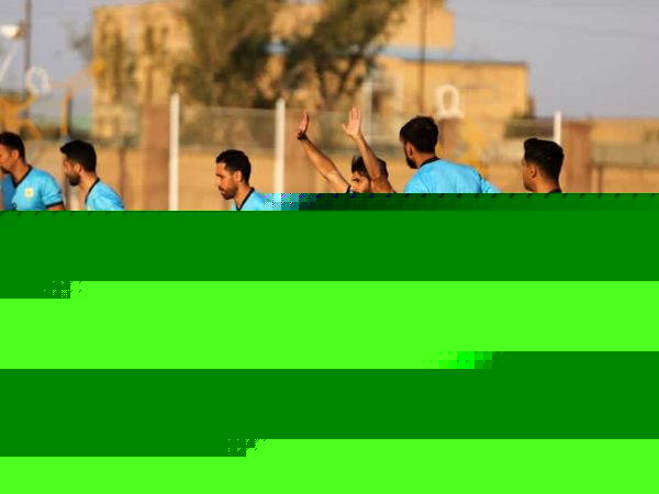 در حاشیه دیدار تیم های فوتبال صنعت نفت  - تراکتور