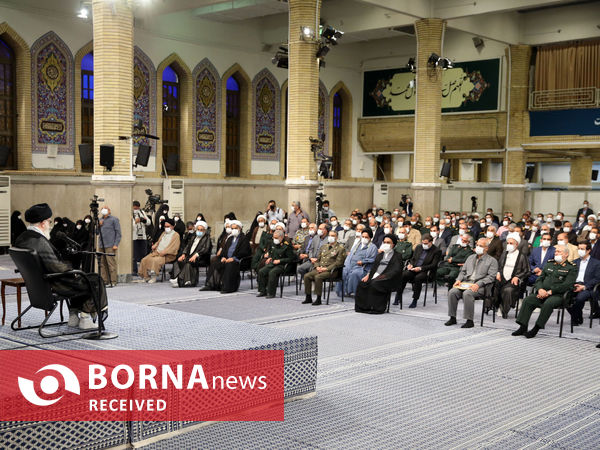 دیدار دست‌اندرکاران برگزاری کنگره شهدای استان قم با مقام معظم رهبری