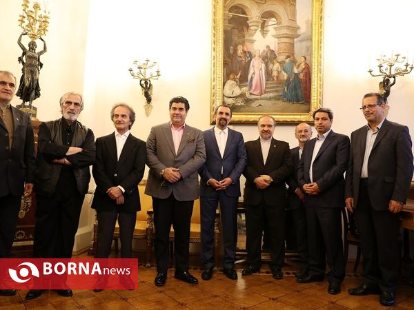 ضیافت سفارت ایران در روسیه برای هنرمندان با حضور وزیر ورزش و جوانان
