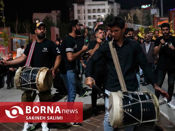 حال و هوای شب چهارم محرم در میدان تجریش