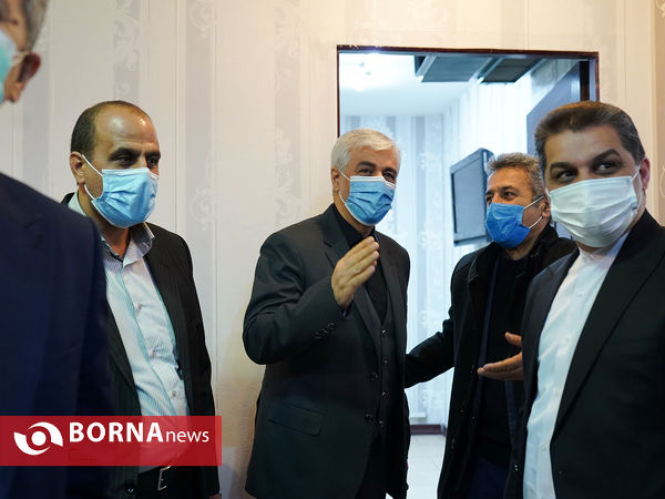 بازدید وزیر ورزش و جوانان از دفاتر فدراسیون ها