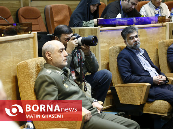 نشست خبری وزیر دفاع و پشتیبانی نیرو های مسلح