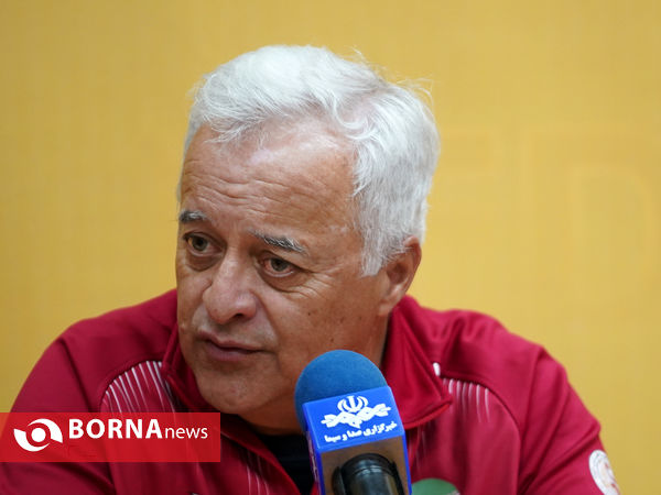 نشست خبری سرمربی تیم ملی هندبال ساحلی