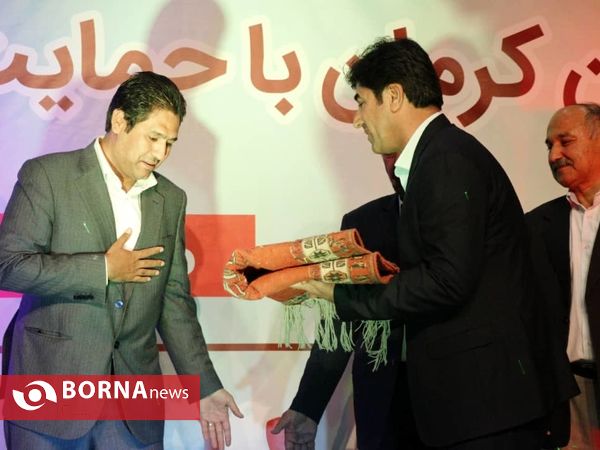 آیین رونمایی از البسه داوران هیئت فوتبال استان کرمان