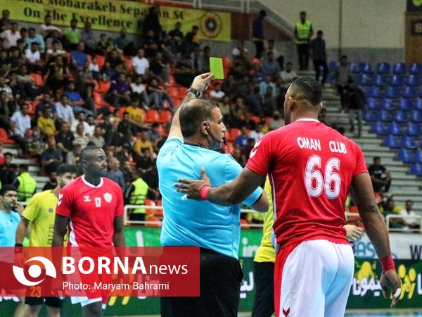 دیدار تیم های هندبال سپاهان - عمان کلاب