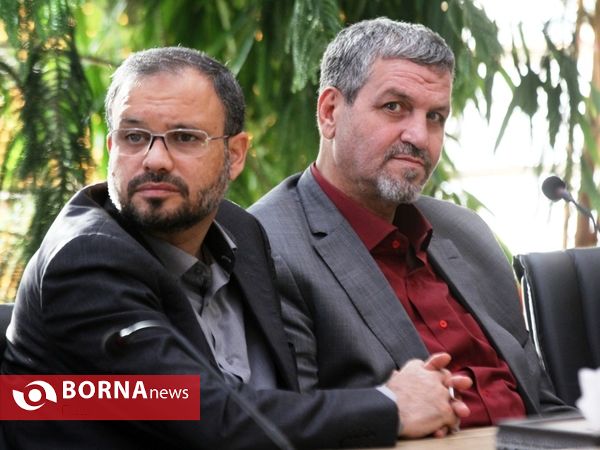 نشست مجمع نمایندگان تهران با استاندار