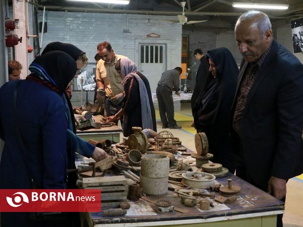 نخستین کارگاه آموزشی"ساخت صنایع دستی با دور ریختنی های فلزی" در آبادان