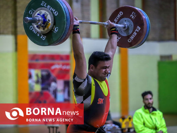 مسابقات وزنه برداری کارگری