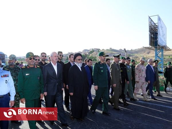 رژه نیروهای مسلح آذربایجان شرقی