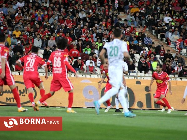 دیدار تیم های فوتبال پرسپولیس - آلومینیوم