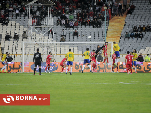 دیدار تیم های فوتبال پرسپولیس -صنعت نفت