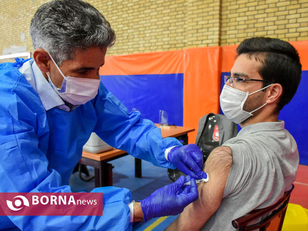 واکسیناسیون پرسنل درمان استان مرکزی