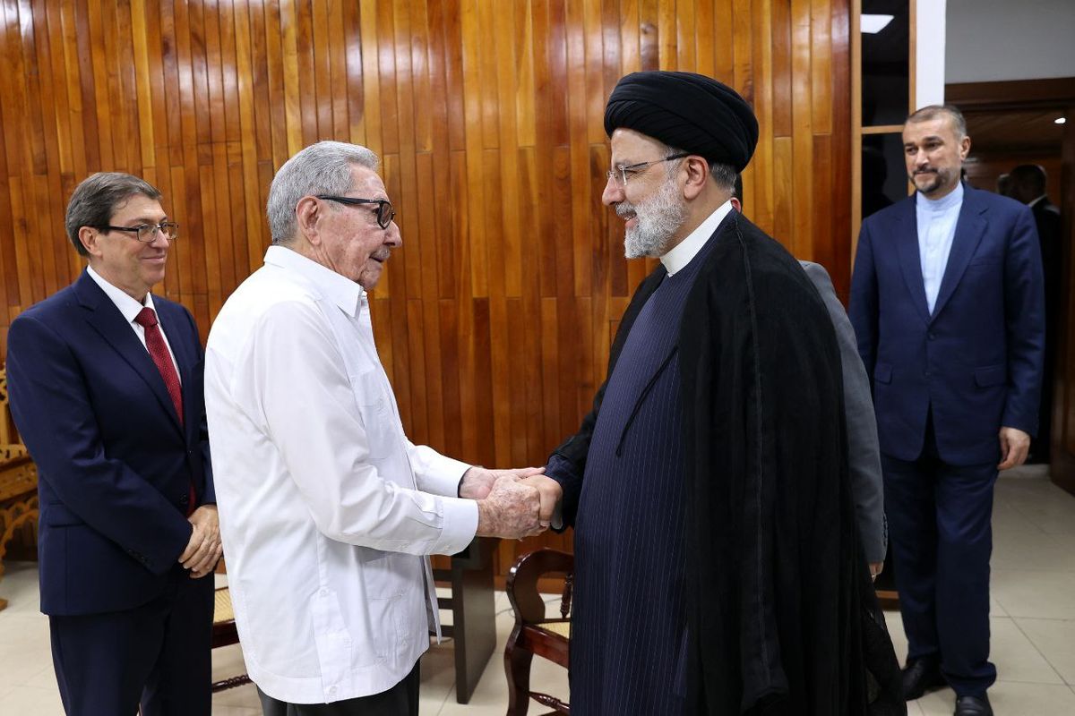 رئیسی: امروز روابط سیاسی ایران و کوبا در عالی‌ترین سطح قرار دارد/رائول کاسترو: دوران یکجانبه‌گرایی به سر آمده و در حال گذار به چندجانبه‌گرایی هستیم