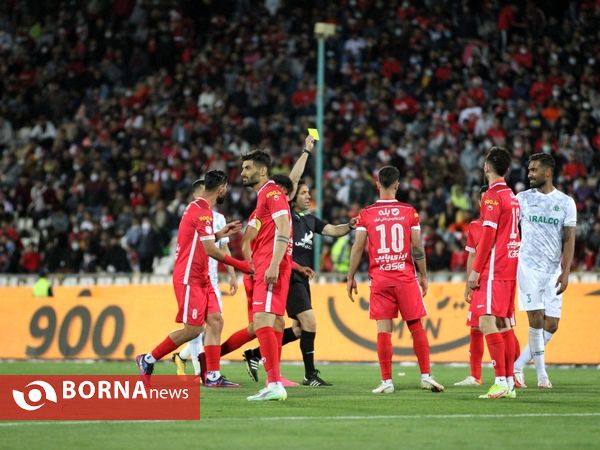 دیدار تیم های فوتبال پرسپولیس - آلومینیوم