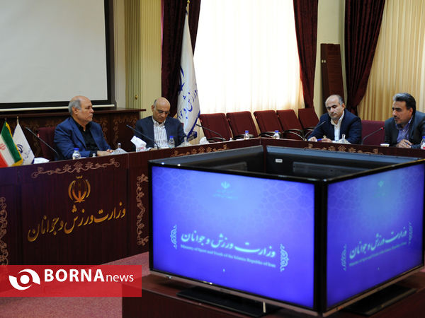 جلسه واگذاری دو باشگاه استقلال و پرسپولیس