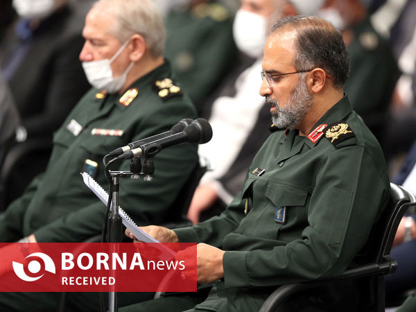 دیدار دست‌اندرکاران برگزاری کنگره شهدای استان قم با مقام معظم رهبری