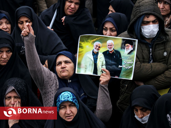 تجمع مردمی و سوگواری سردار سپهبد شهید قاسم سلیمانی در میدان نقش جهان اصفهان