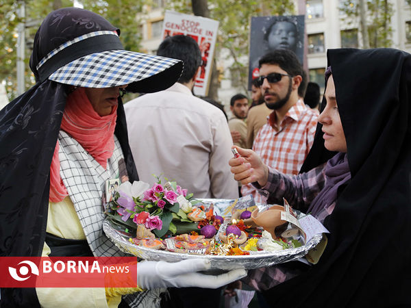 تجمع دانشجویی در اعتراض به فاجعه انسانی میانمار